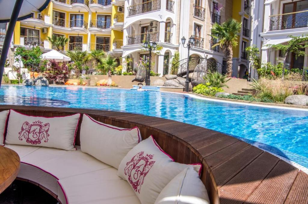 Monte Carlo Aparthotel Sunny Beach Exterior photo